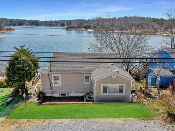 243 Lakeside Trail, Ridge NY 11961