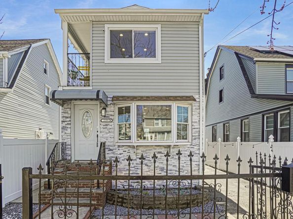 21924 130th Drive, Springfield Gardens NY 11413