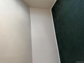 65 Heathcote Road, Lindenhurst NY 11757