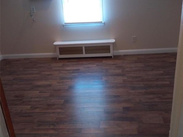 65 Heathcote Road, Lindenhurst NY 11757