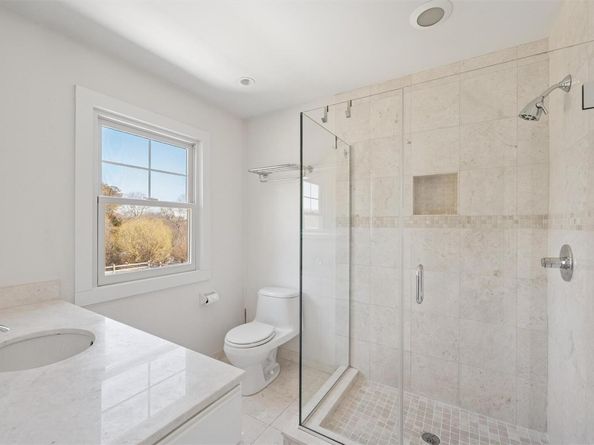 107 Seven Ponds Road, Water Mill NY 11976