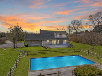 107 Seven Ponds Road