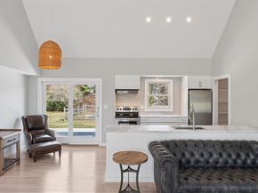 107 Seven Ponds Road, Water Mill NY 11976
