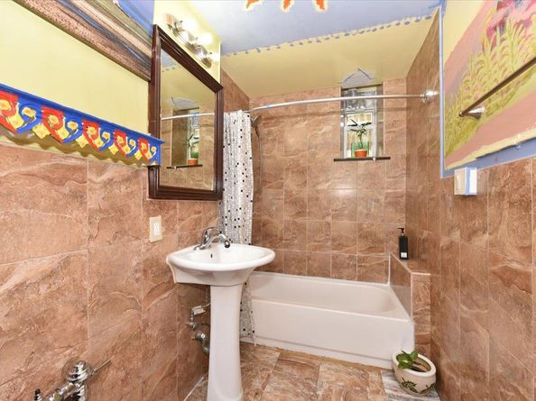 84-50 169th Street PR01, Jamaica Hills NY 11432