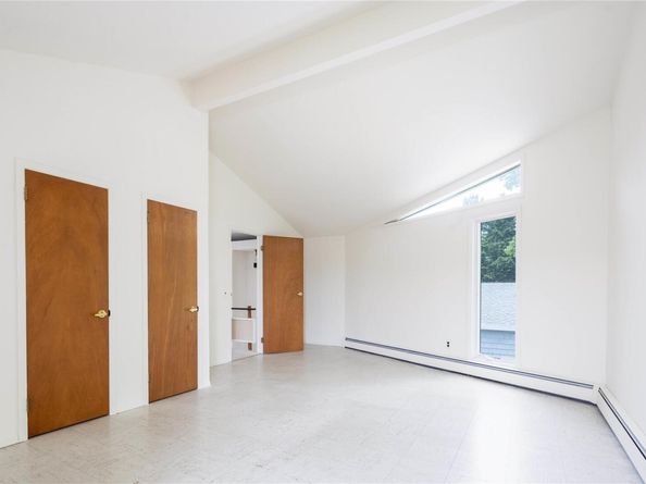 6 Bay View Drive, Hampton Bays NY 11946