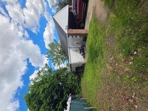 133-15 220 st, Springfield Gardens NY 11413