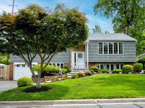 1 Glen Lane, Glenwood Landing NY 11547