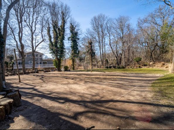 64 Fairview Avenue, Montauk NY 11954