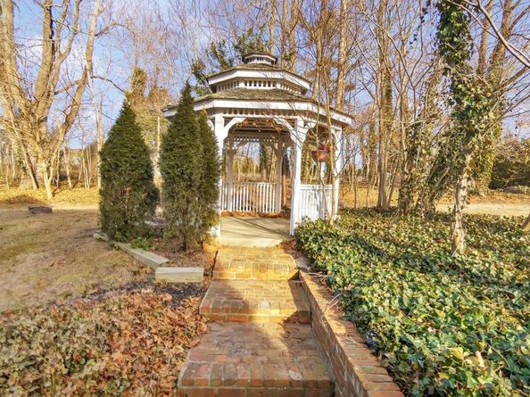 280 Wickham Avenue, Mattituck NY 11952