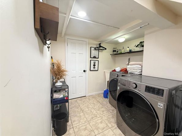 204 N Grove Street, Valley Stream NY 11580