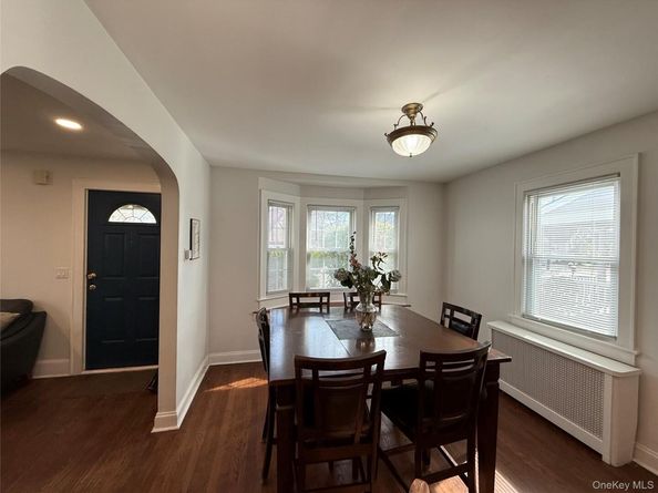 204 N Grove Street, Valley Stream NY 11580