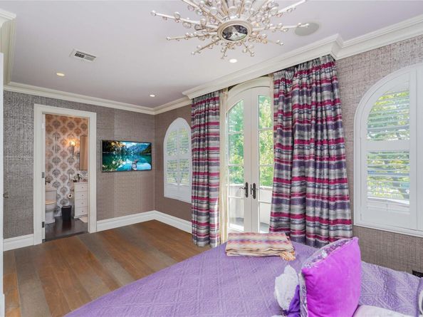 86 Gaylord Drive S, Brooklyn NY 11234