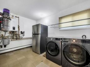 119 Scooter Lane, Hicksville NY 11801