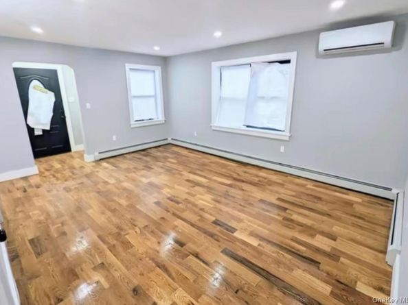 13003 Springfield Boulevard, Laurelton NY 11413