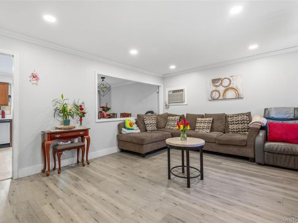 758 Stewart Avenue, Bethpage NY 11714