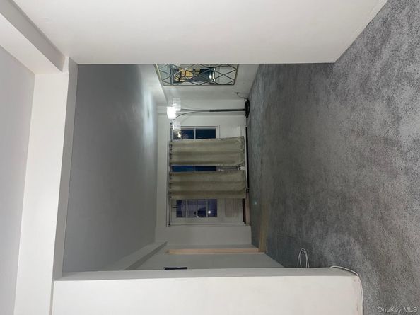 89-15 Parsons Boulevard 3L, Jamaica NY 11432