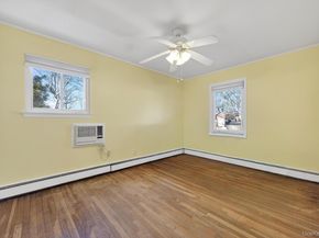 8 Stern Court, Huntington Station NY 11746