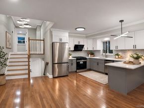 45 Colony Lane, Syosset NY 11791