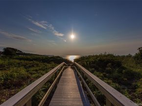 312 Fox Hill Drive, Baiting Hollow NY 11933