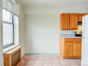 6395 Austin Street 5C, Rego Park NY 11374