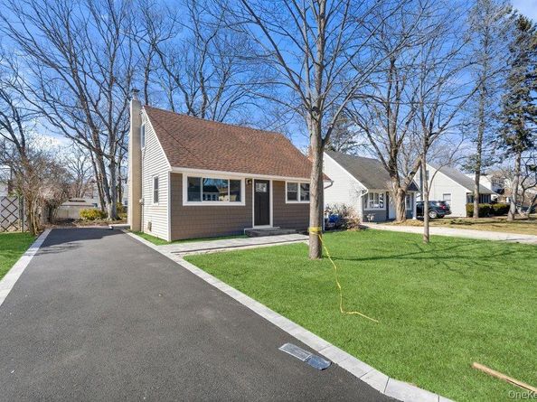 189 Trouville Road, Copiague NY 11726
