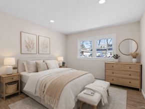 189 Trouville Road, Copiague NY 11726