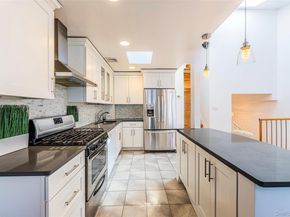 12012 Riviera Court 20B, College Point NY 11356