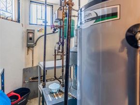 12012 Riviera Court 20B, College Point NY 11356