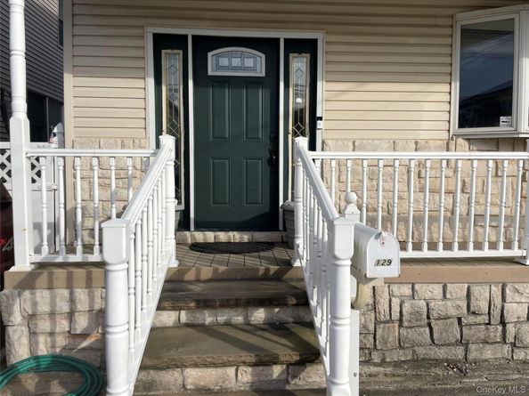 129 West Boulevard, East Rockaway NY 11518