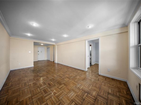 67-50 Thornton Place F, Forest Hills NY 11375