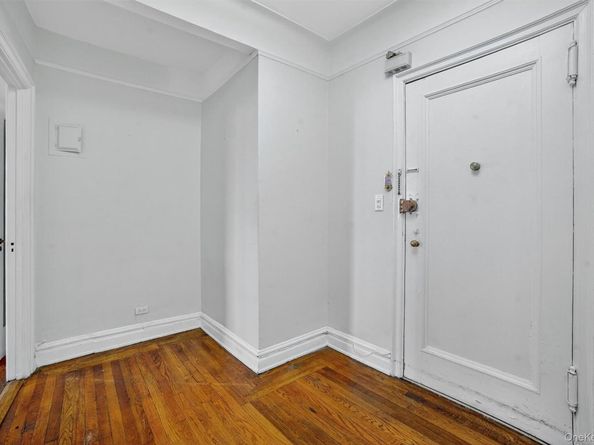 25 Parkview Avenue 2G, Bronxville NY 10708