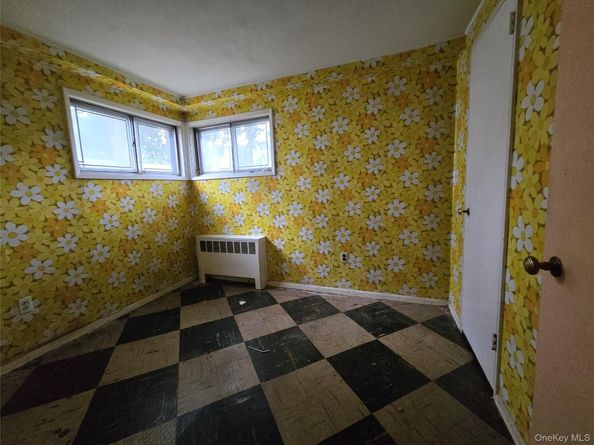 1434 Mark Drive, East Meadow NY 11554