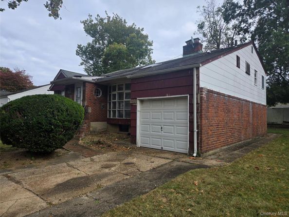1434 Mark Drive, East Meadow NY 11554