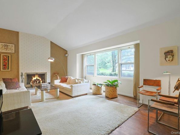 129 Hillandale Drive, New Rochelle NY 10804