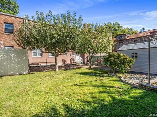 15016 26th Avenue, Flushing NY 11354