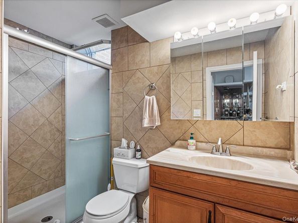 15016 26th Avenue, Flushing NY 11354