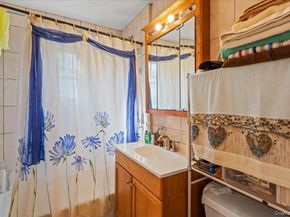 15016 26th Avenue, Flushing NY 11354