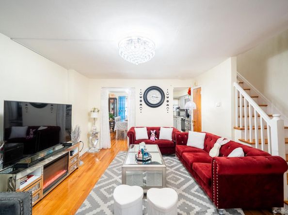 1720A Paulding Avenue, Bronx NY 10462