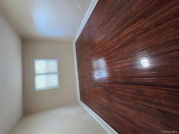 4160 Baychester Avenue, Bronx NY 10466