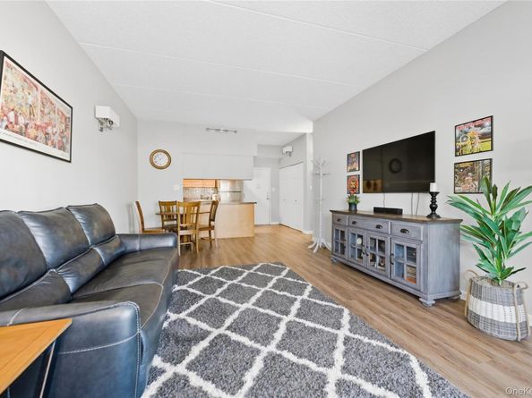 725 Miller Avenue 111, Freeport NY 11520