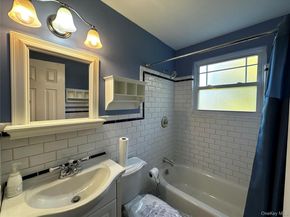 150 Fairharbor Drive 150, Patchogue NY 11772