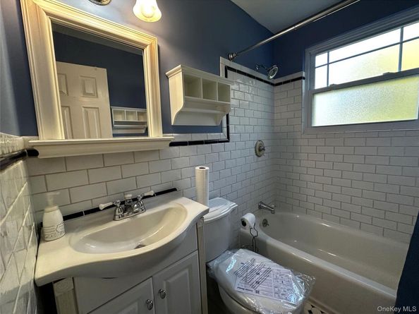 150 Fairharbor Drive 150, Patchogue NY 11772