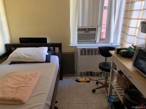 102-40 67 Drive 3h, Forest Hills NY 11375