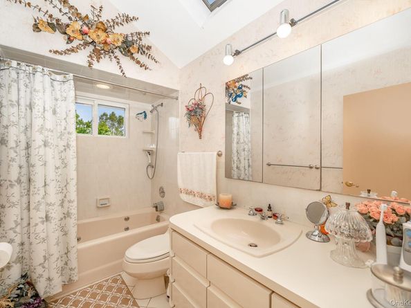 349 Lido Parkway, Lindenhurst NY 11757