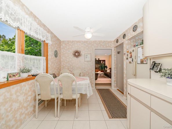 349 Lido Parkway, Lindenhurst NY 11757