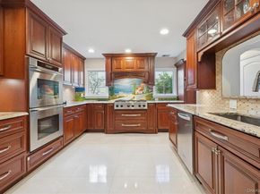 120 South Drive, Manhasset Hills NY 11040