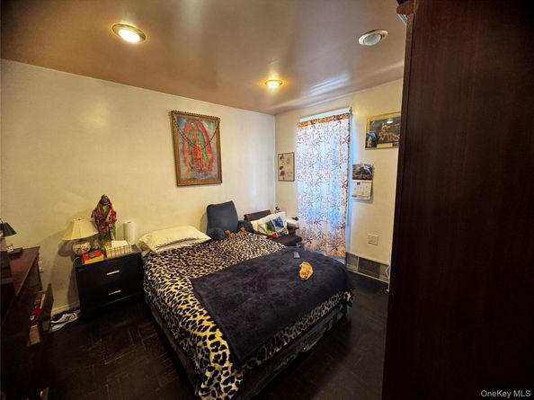 97-40 Corona Ave, Corona NY 11368