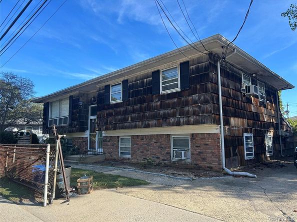 479 New Highway, Copiague NY 11726