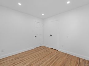 18918 Tioga Dr, Saint Albans NY 11412