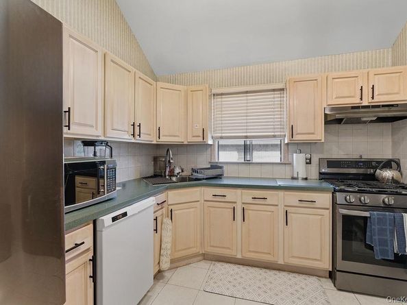 156-14 76th Street, Howard Beach NY 11414